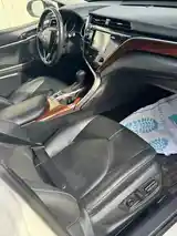 Toyota Camry, 2018-6