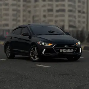 Hyundai Elantra, 2017