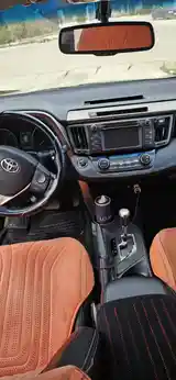 Toyota RAV 4, 2017-5