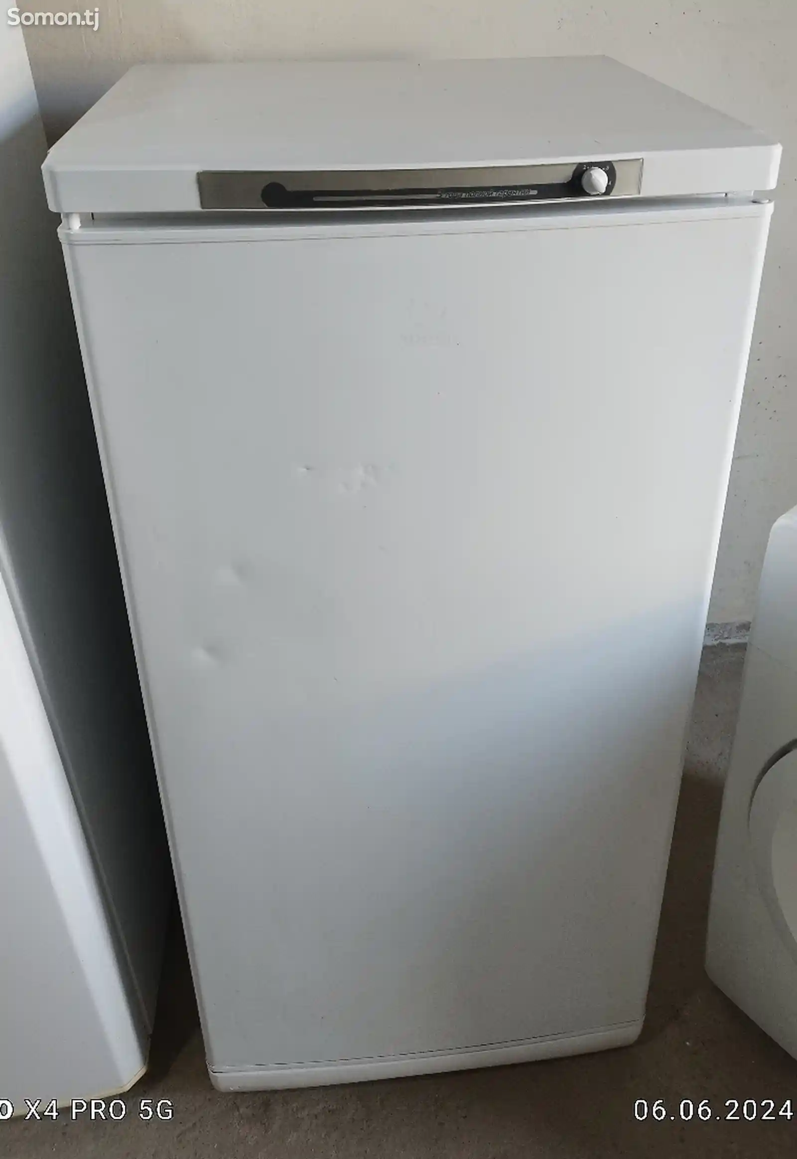 Холодильник Indesit-3