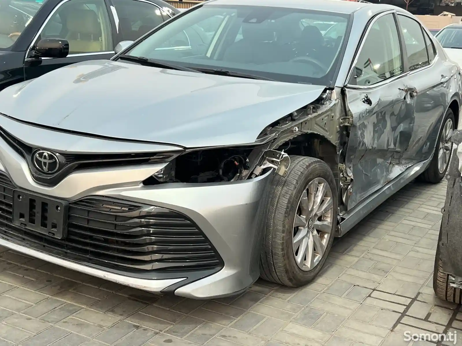 Toyota Camry, 2019-1