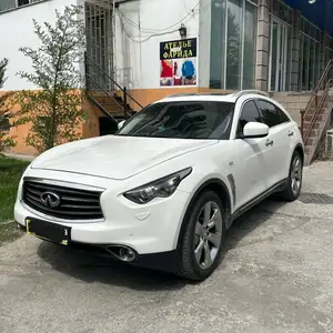 Infiniti FX series, 2011