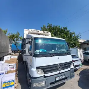 Бортовой грузовик Mercedes-Benz Atego, 2006