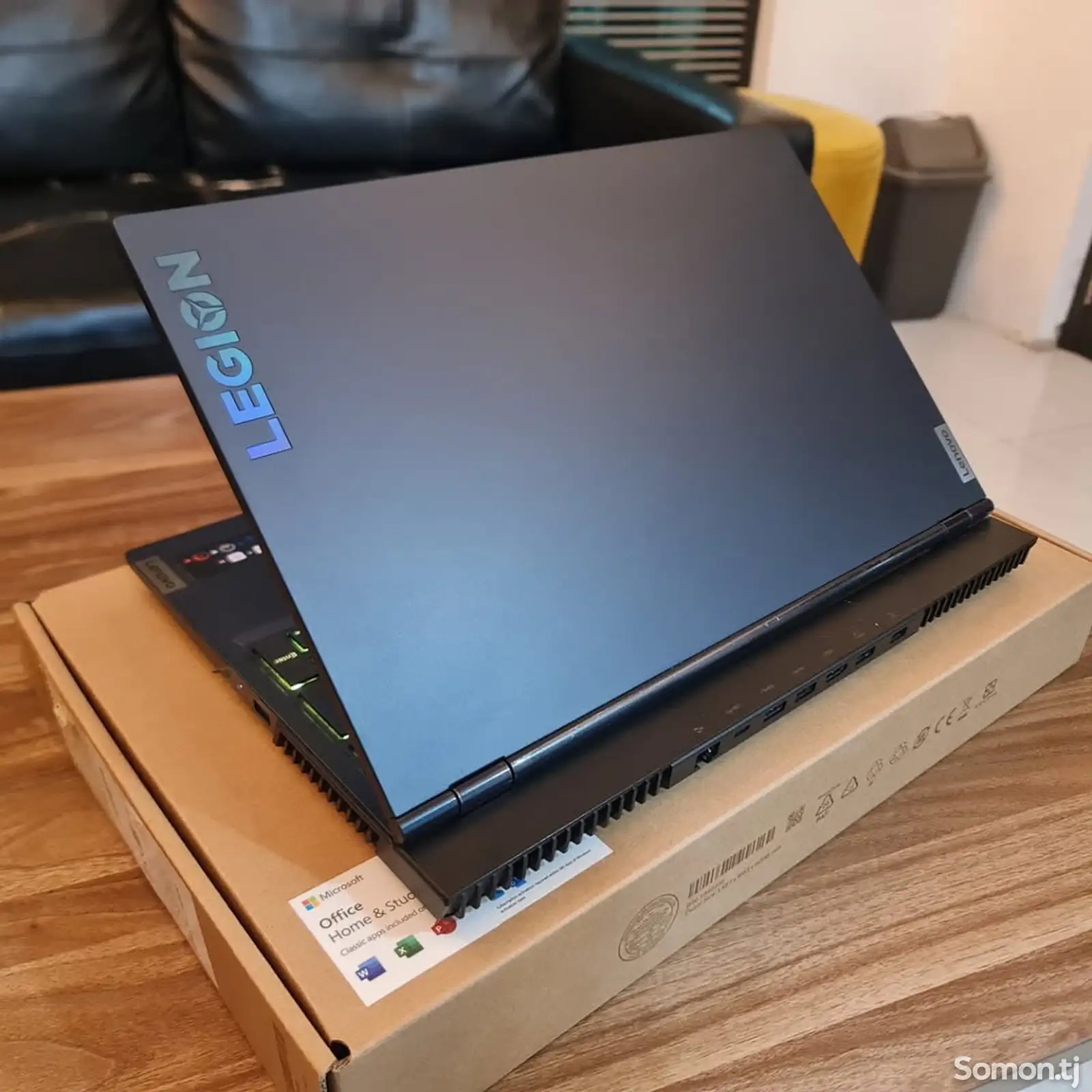 Ноутбук Lenovo Legion 5 17ACH6H-1