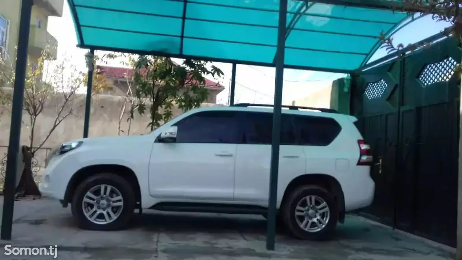 Toyota Land Cruiser Prado, 2013