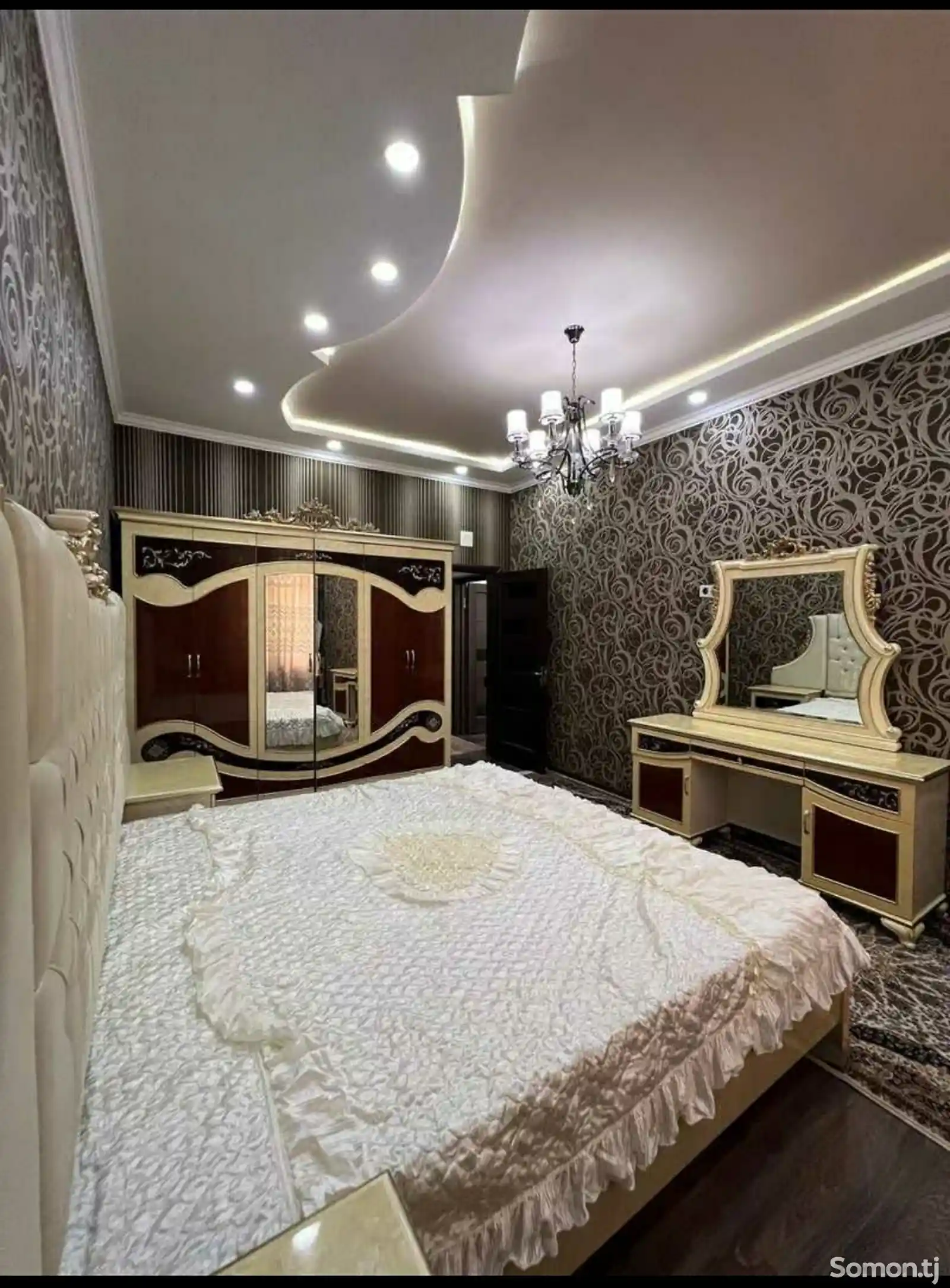 3-комн. квартира, 3 этаж, 100м², кучаи Айни-2