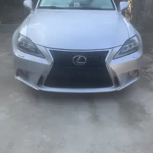 Lexus IS series, 2008