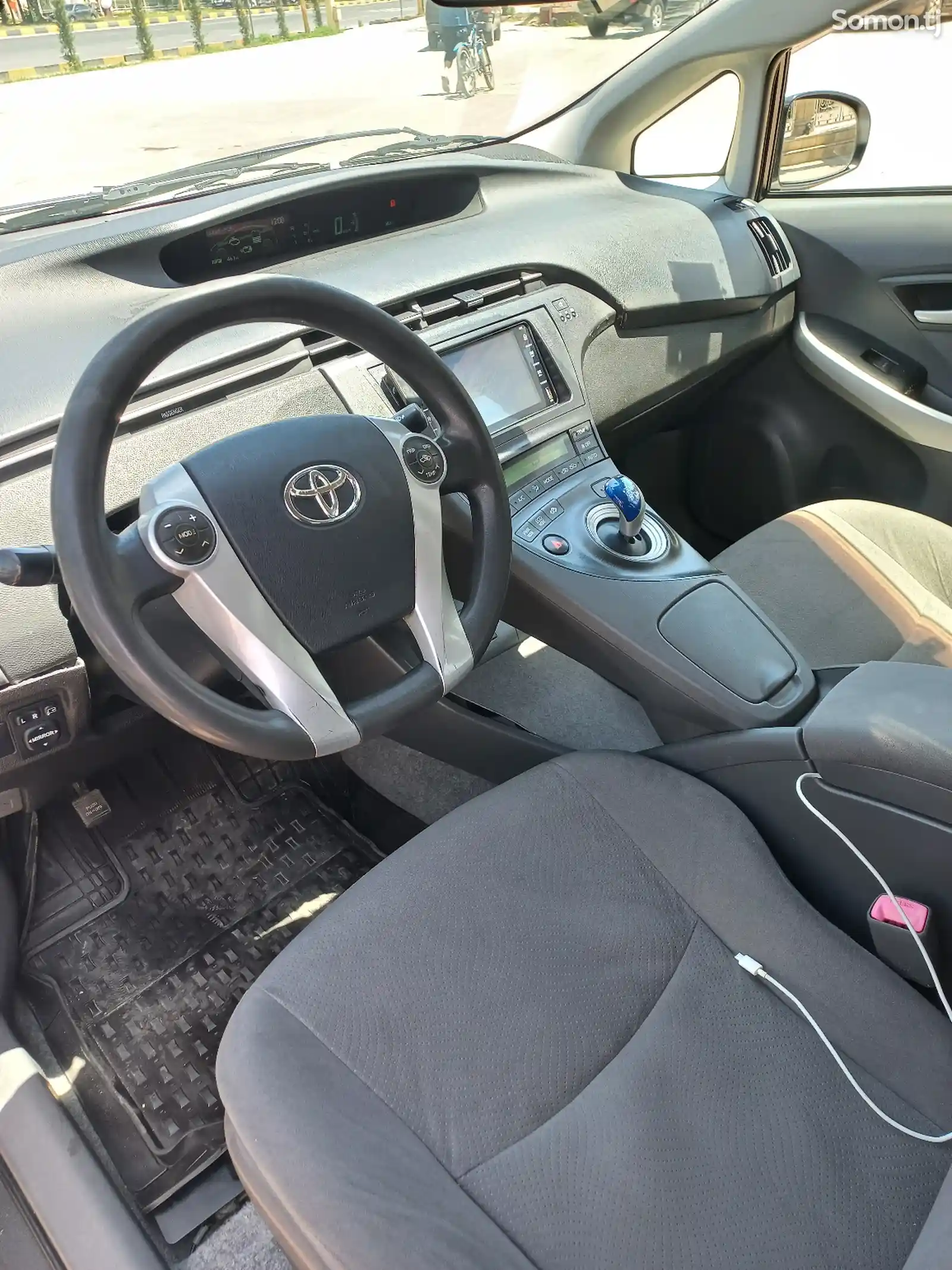 Toyota Prius, 2012-5