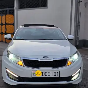 Kia K5, 2011