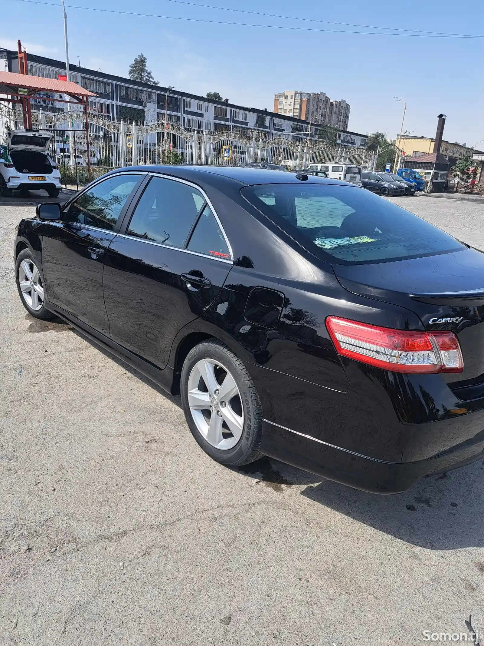 Toyota Camry, 2010-3