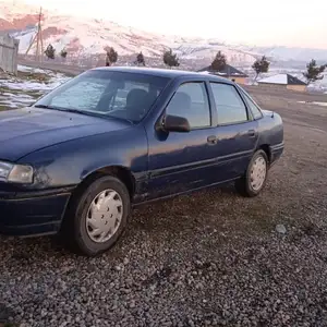 Opel Vectra A, 1992