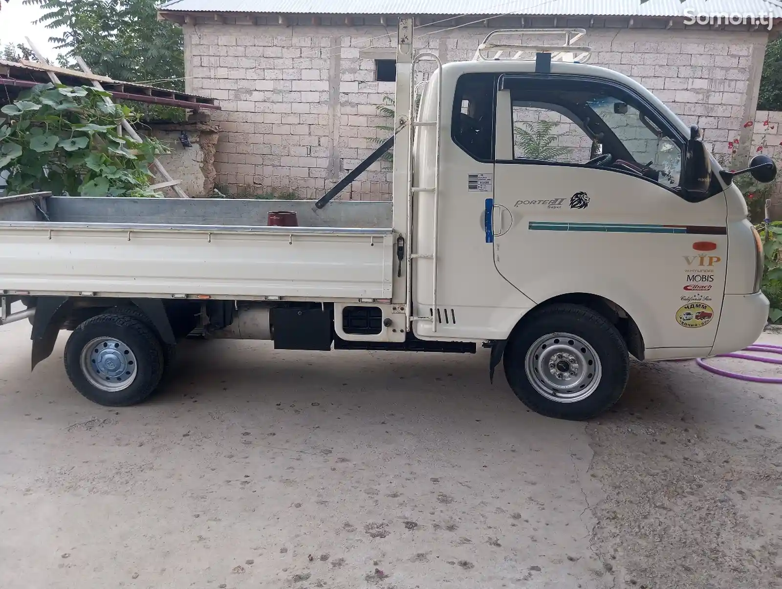 Бортовой автомобиль Hyundai Porter, 2009-1