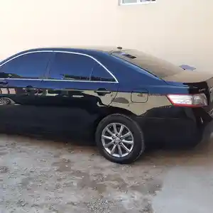 Toyota Camry, 2010