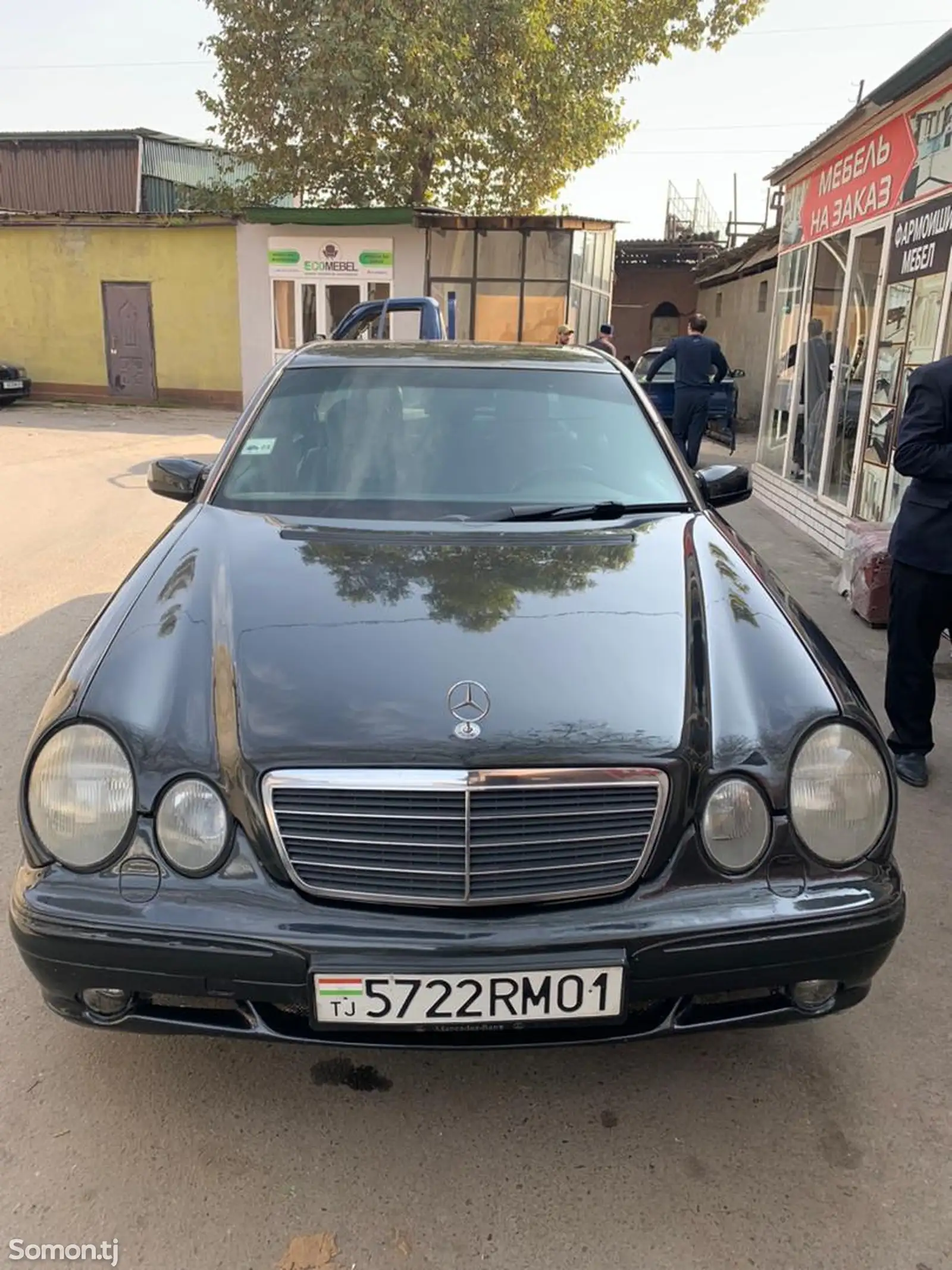 Mercedes-Benz E class, 2000-1