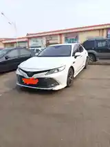 Toyota Camry, 2018-5