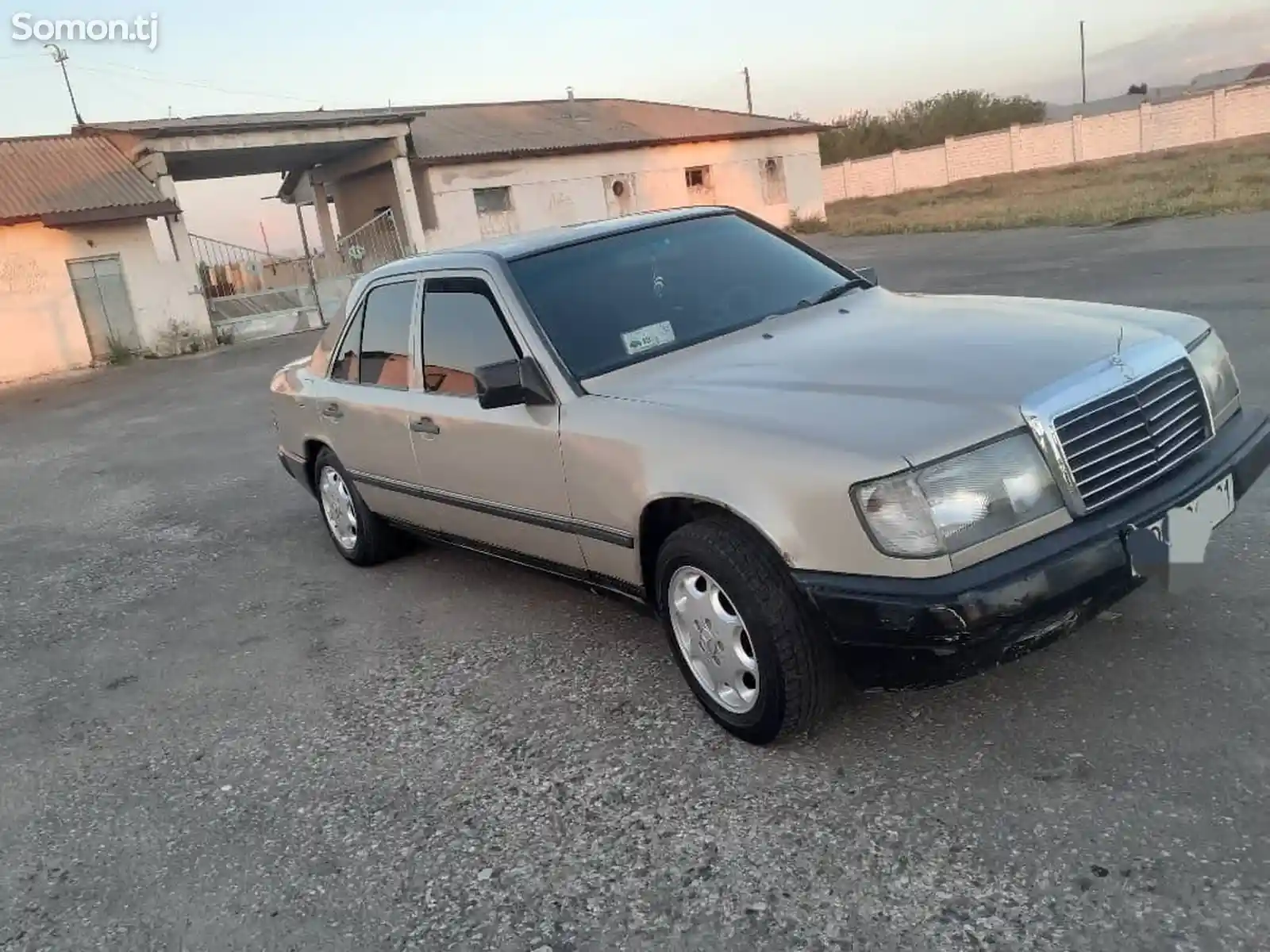 Mercedes-Benz W124, 1986-1