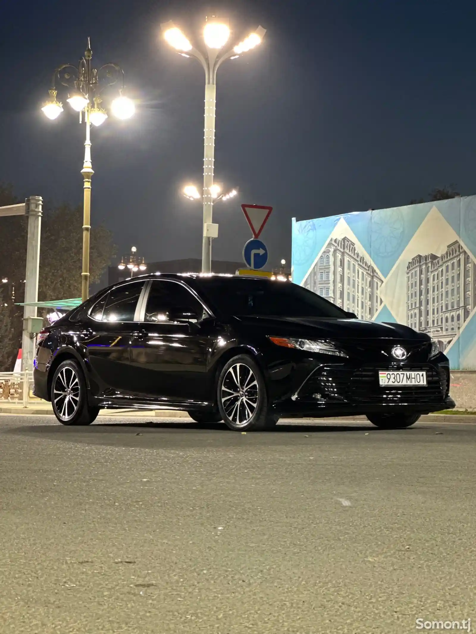 Toyota Camry, 2018-3