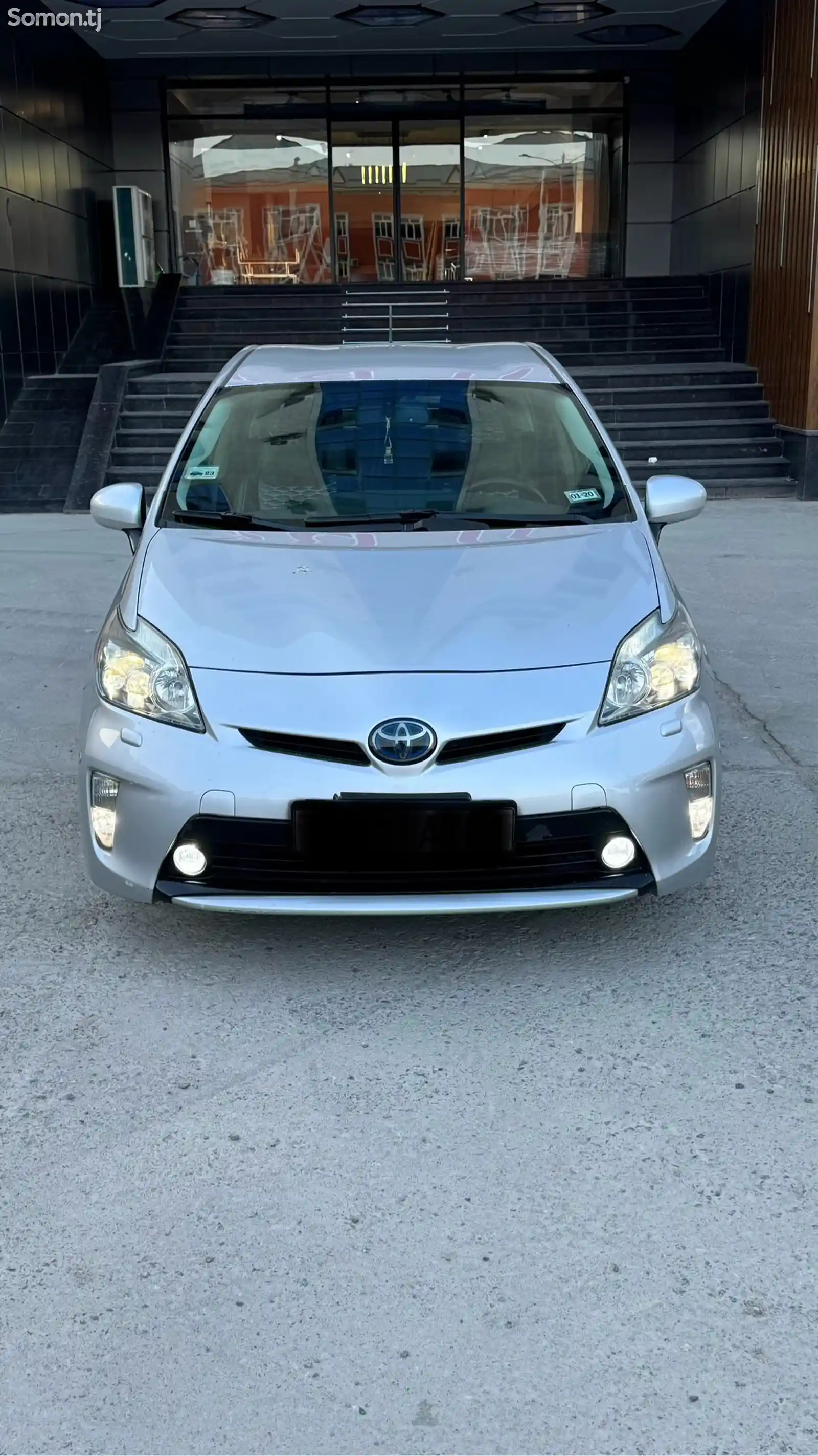 Toyota Prius, 2010-2