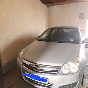 Opel Astra H, 2008