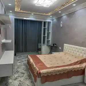 2-комн. квартира, 8 этаж, 60м², 12 мкр