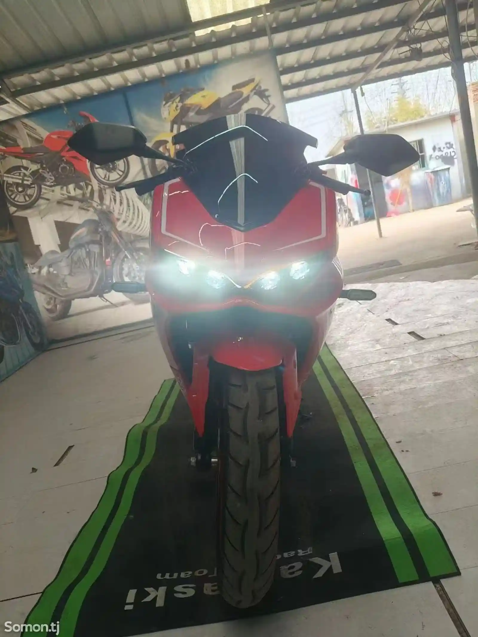Мотоцикл Ducati 200cc-5