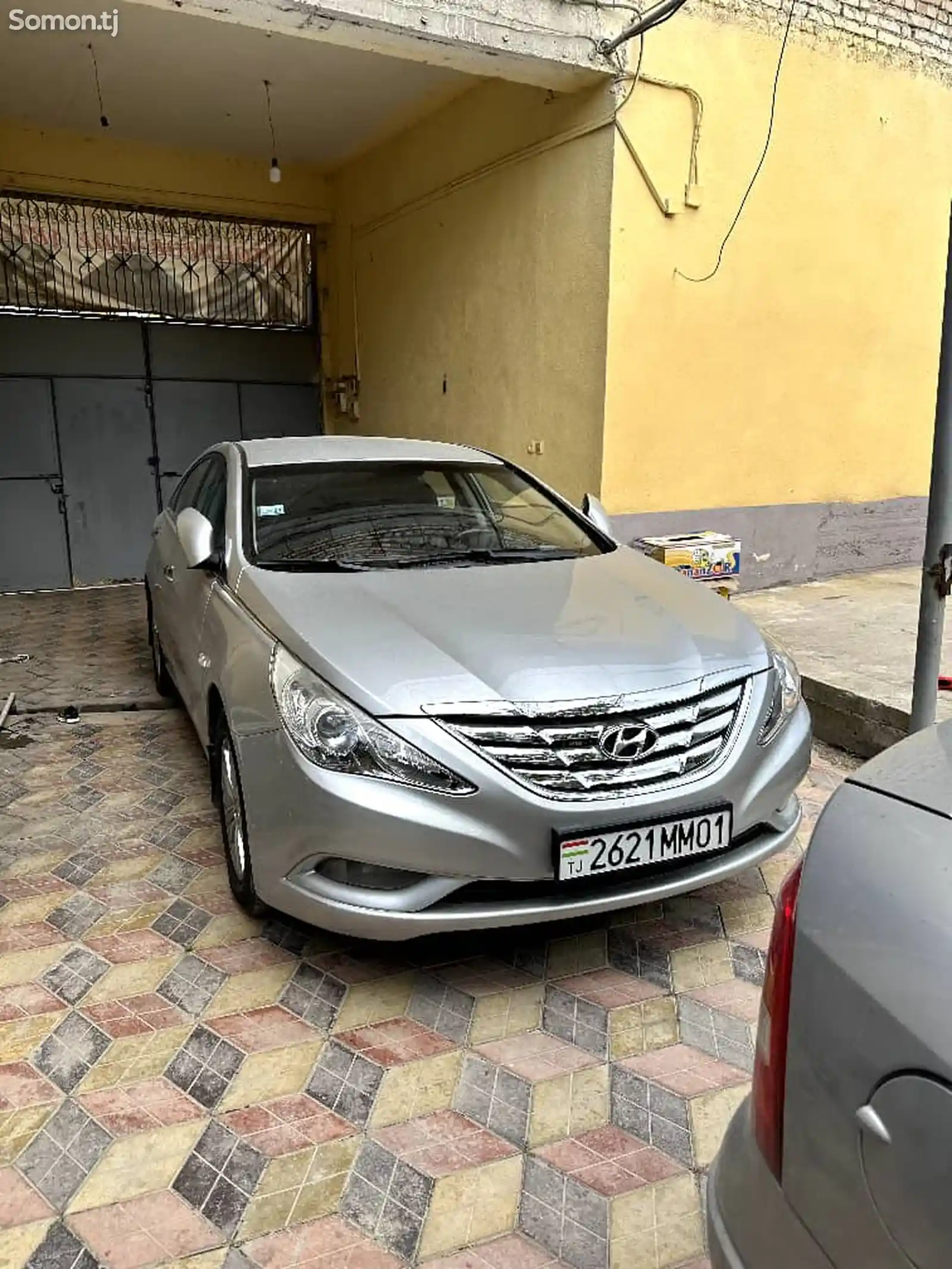 Hyundai Sonata, 2010-4