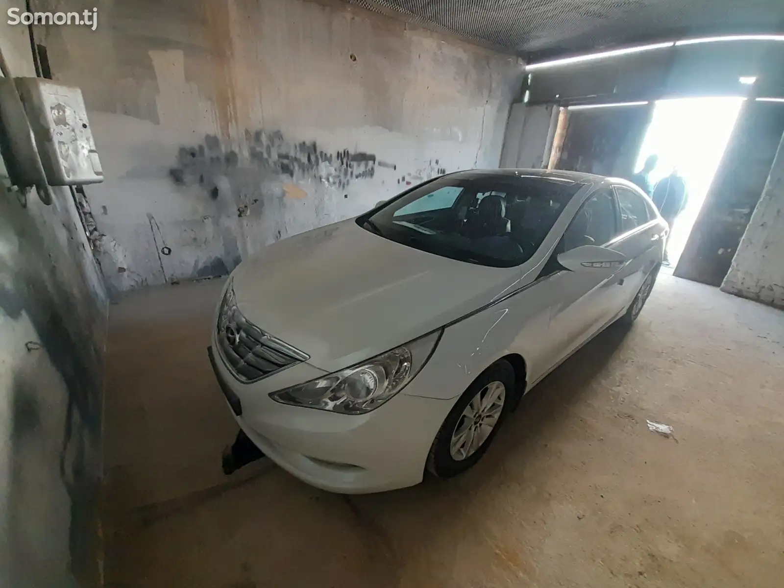 Hyundai Sonata, 2010-4