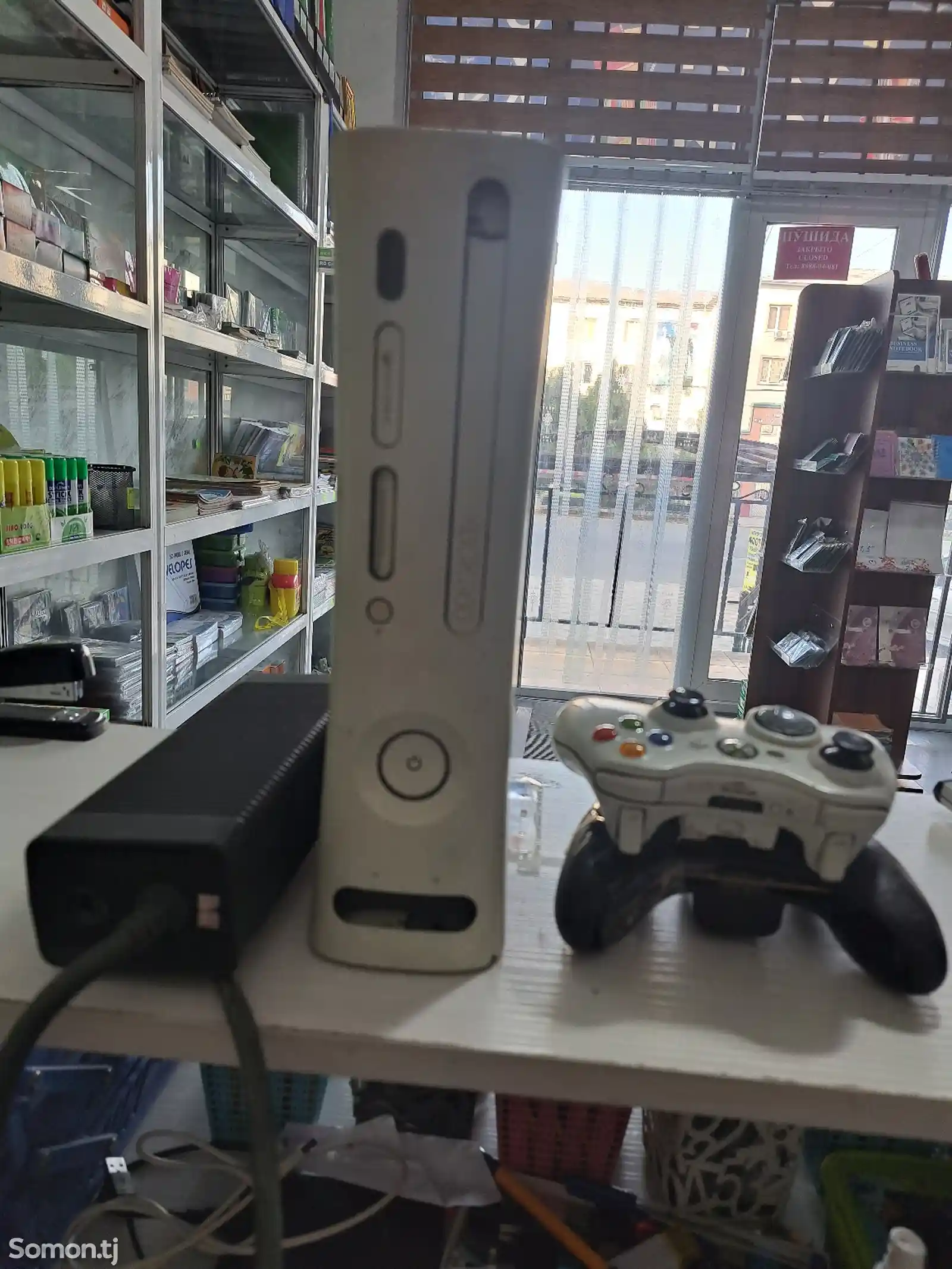 Игровая приставка Xbox360-4