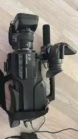 Видеокамера Sony HXR-MC2000-3