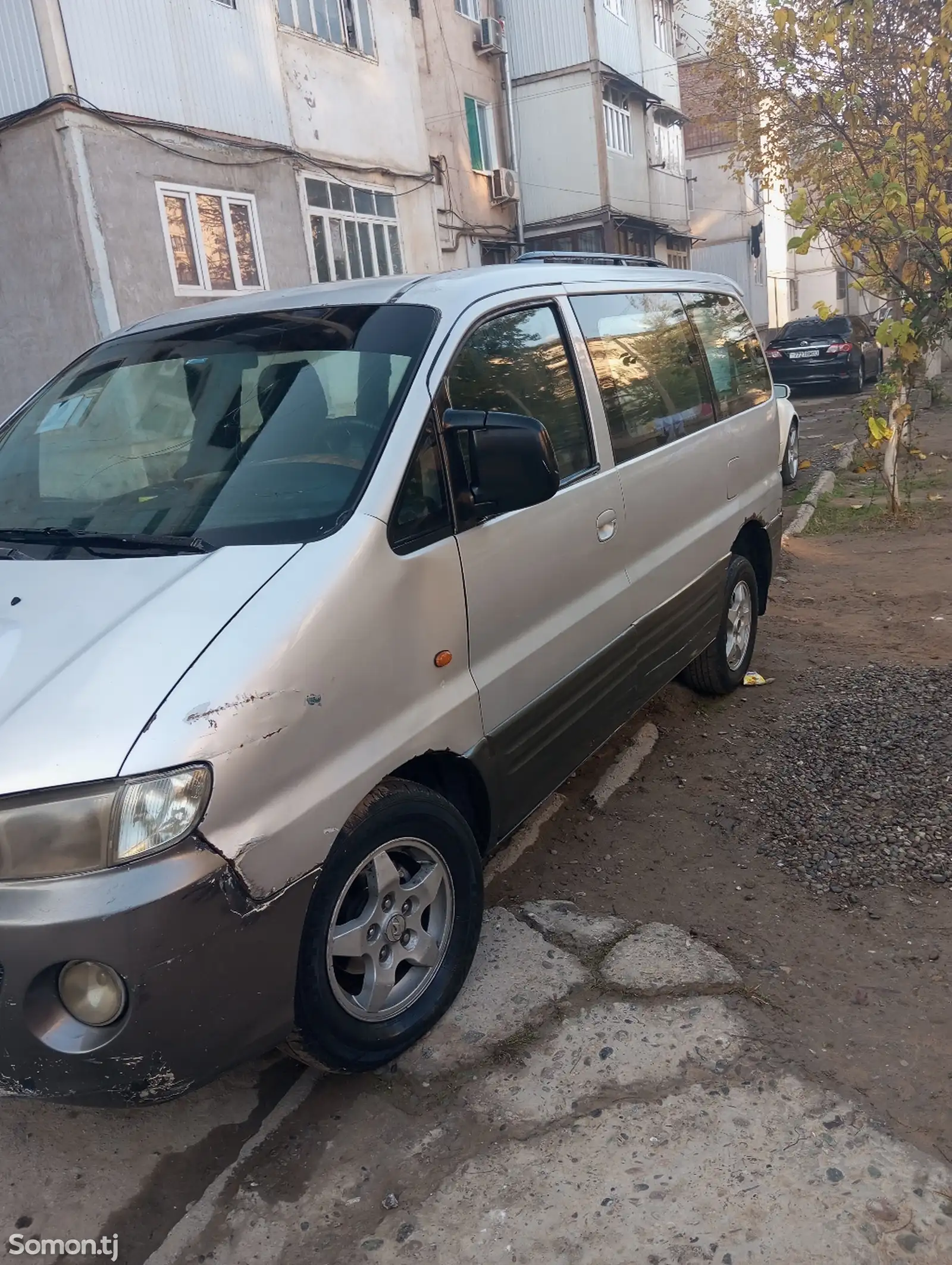 Микроавтобус Hyundai H-1, 2000-1