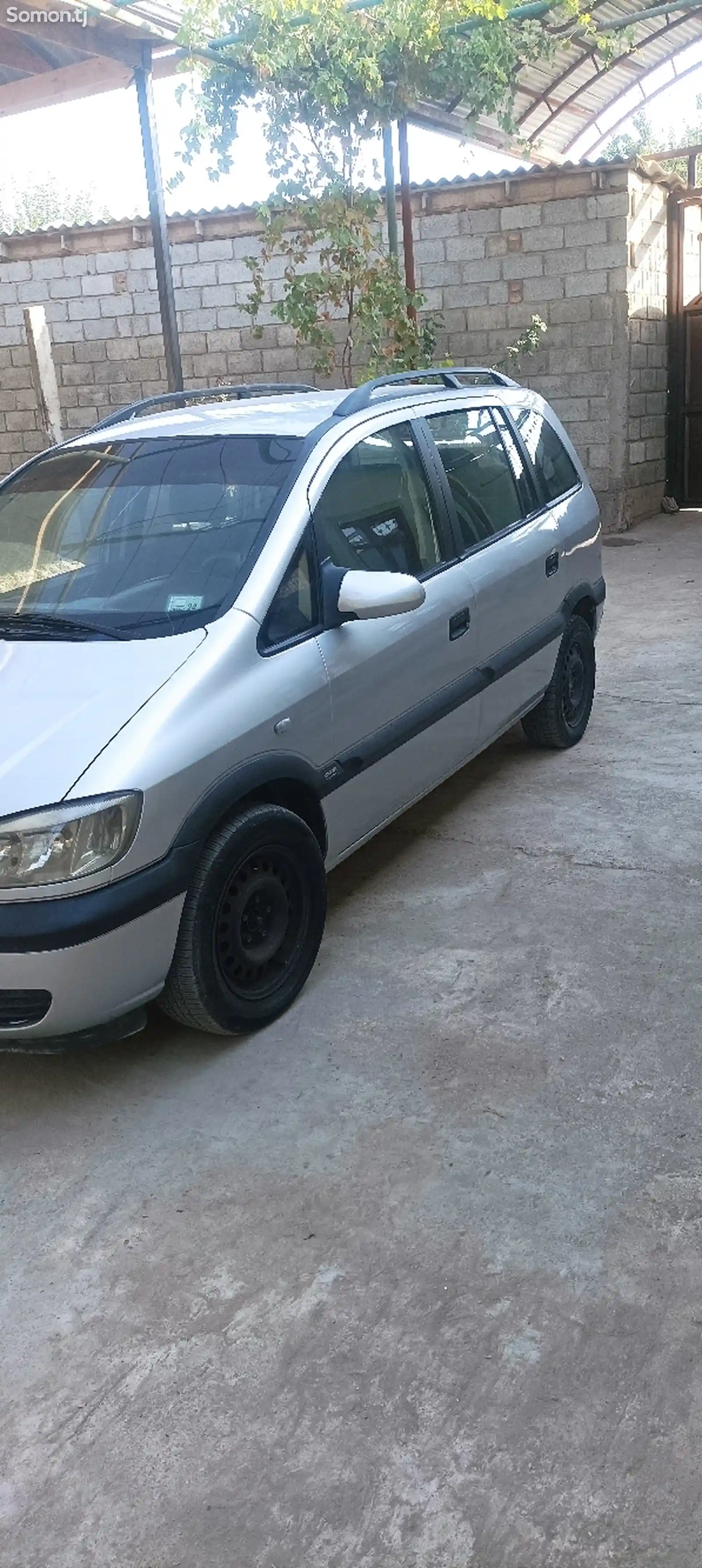 Opel Zafira, 2000-2