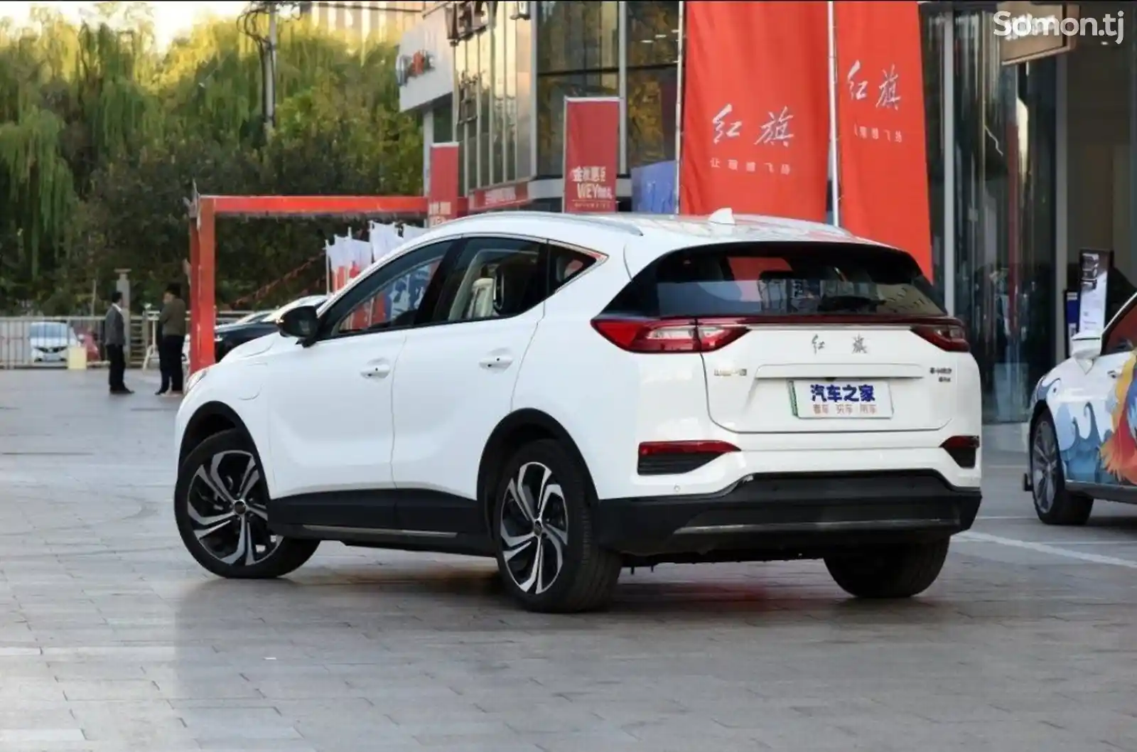 Hongqi E-HS3, 2019-4