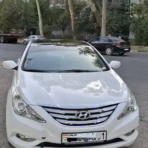 Hyundai Avante, 2011