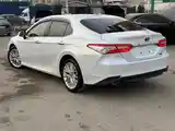 Toyota Camry, 2018-5