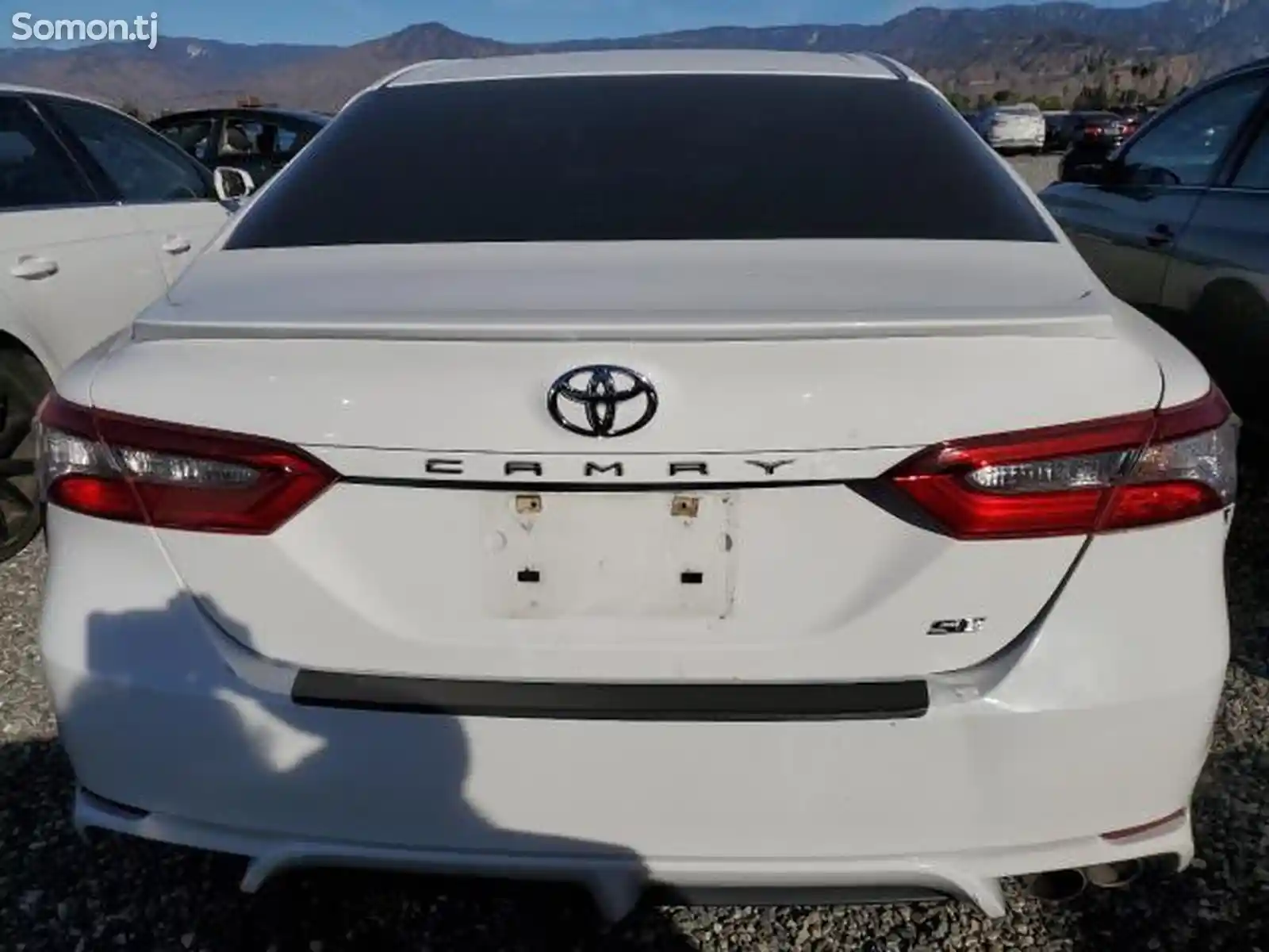 Toyota Camry, 2018-5