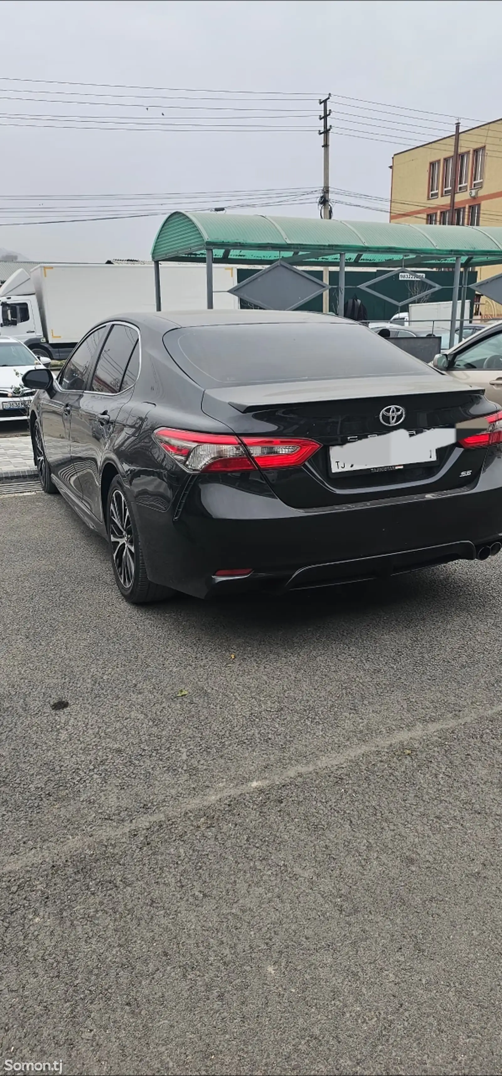 Toyota Camry, 2018-1