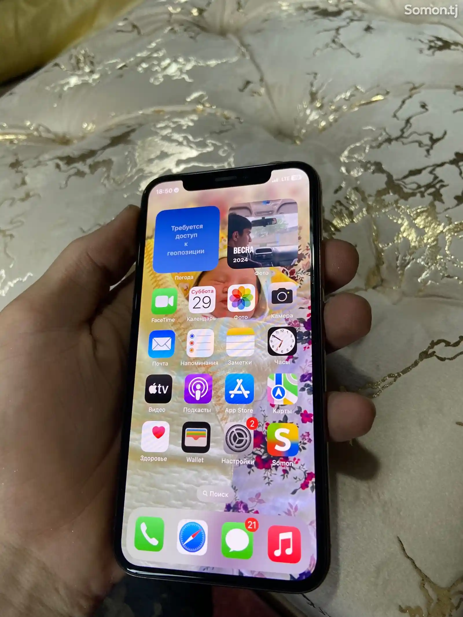 Apple iPhone Xs, 64 gb, Gold-1