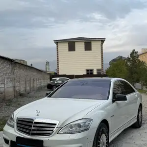 Mercedes-Benz S class, 2008