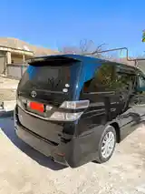 Toyota Vellfire, 2010-9