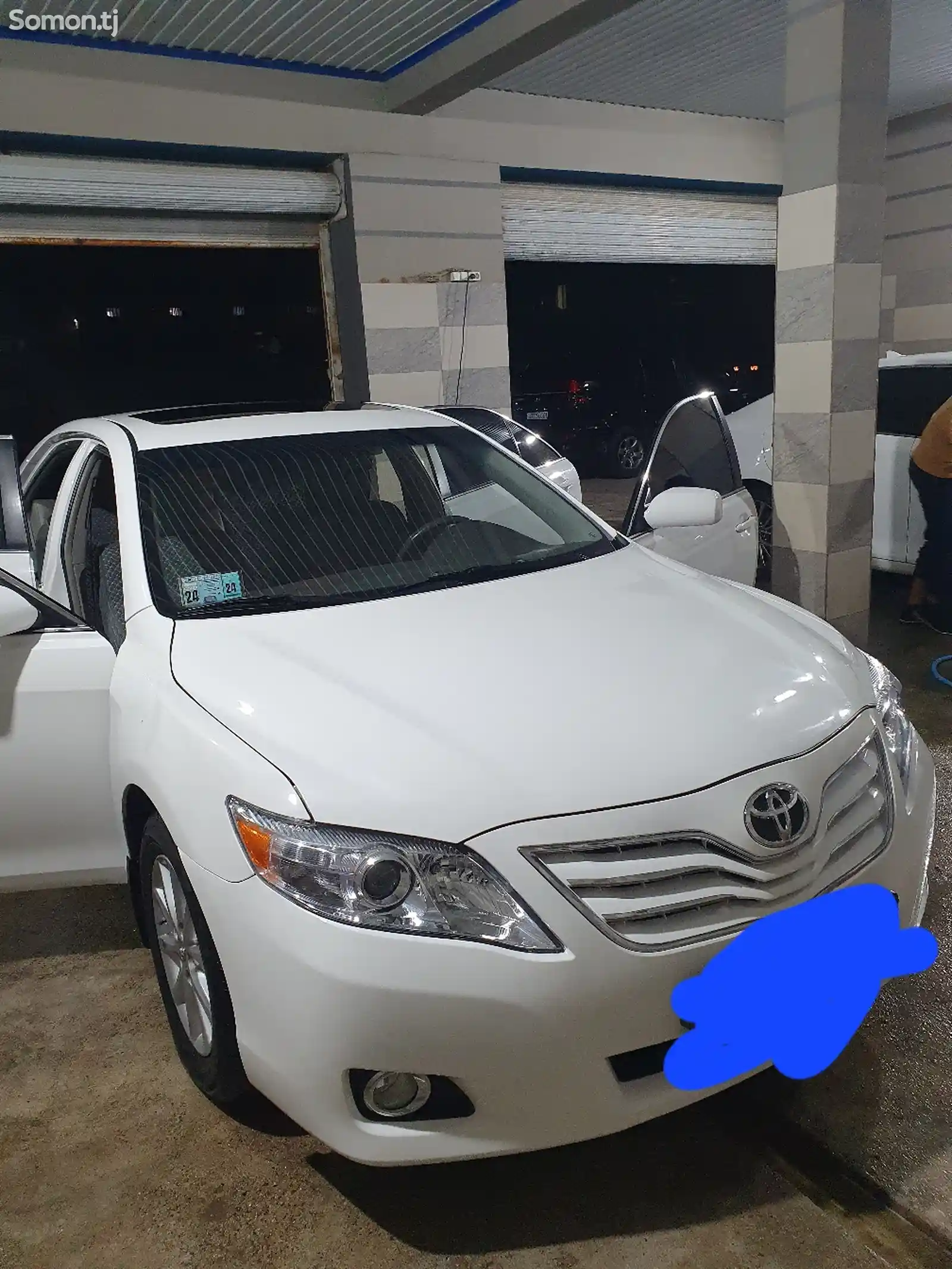 Toyota Camry, 2011-1