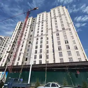 3-комн. квартира, 14 этаж, 117 м², 82мкр