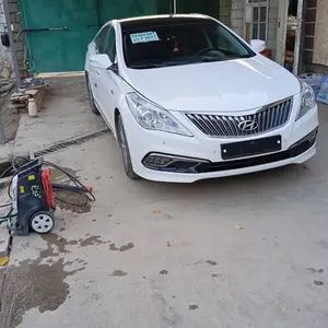 Hyundai Grandeur, 2014