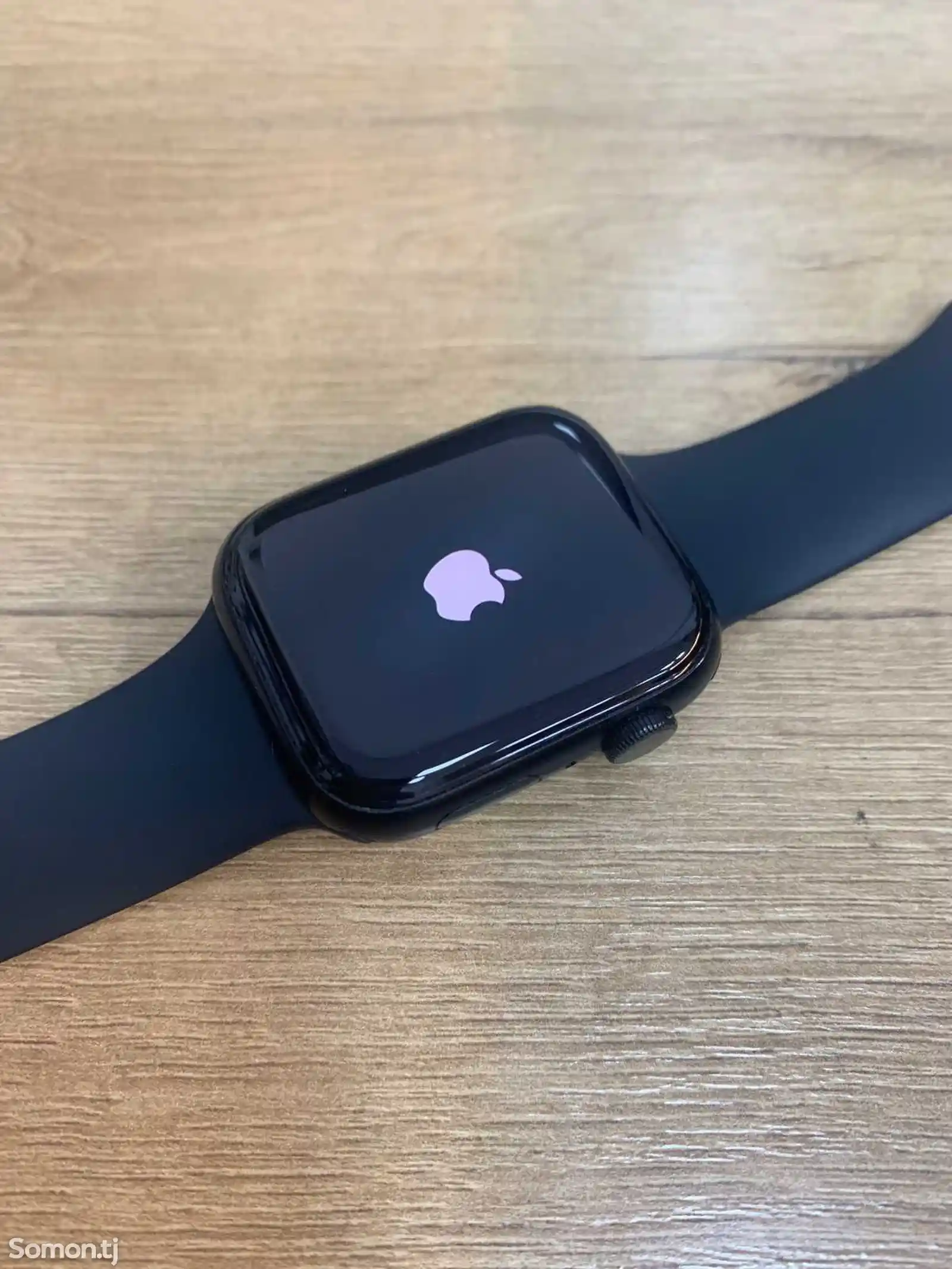 Смарт часы Apple Watch Series 6 45мм-1