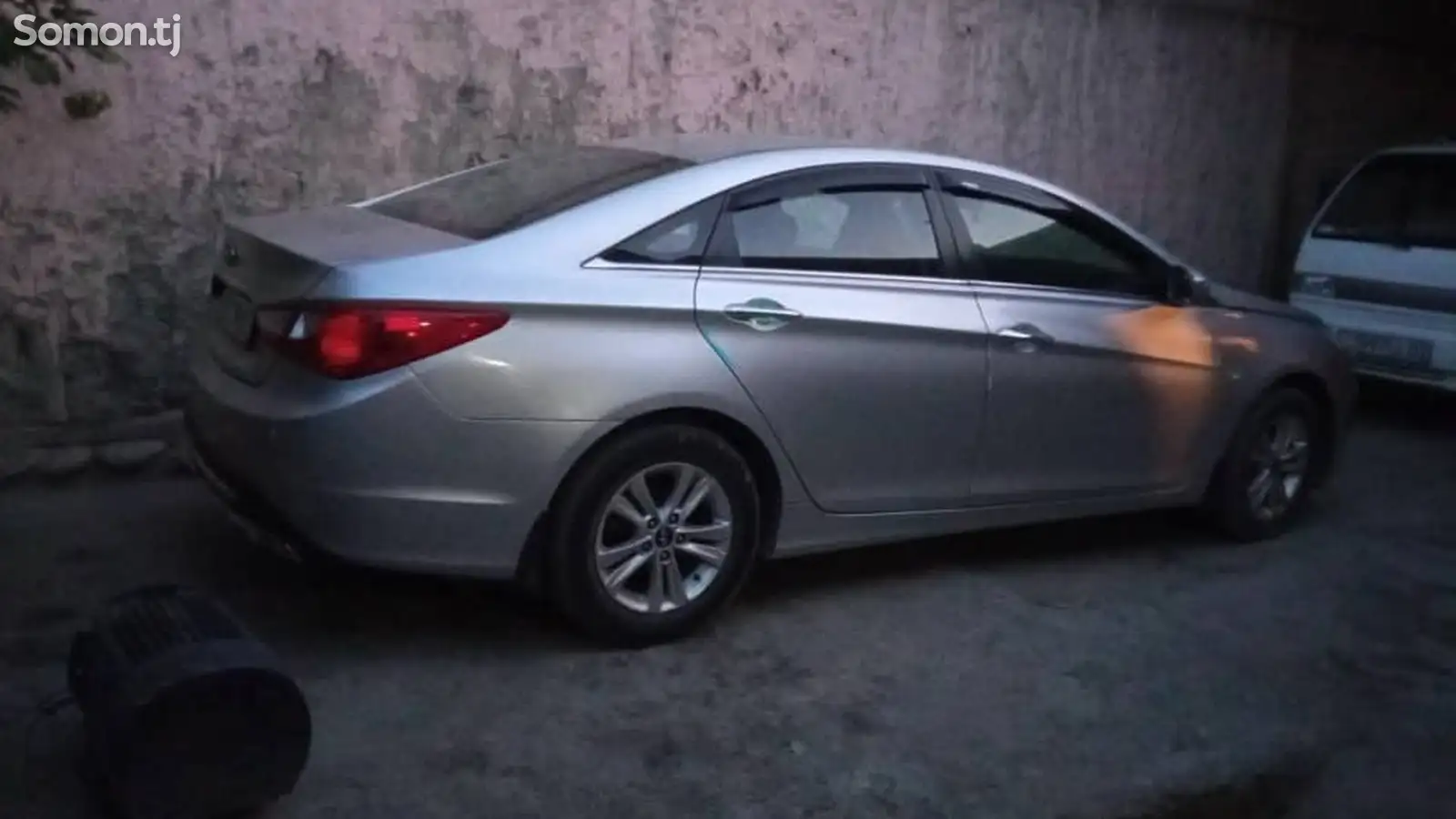 Hyundai Sonata, 2010-1