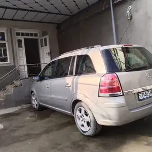 Opel Zafira, 2007