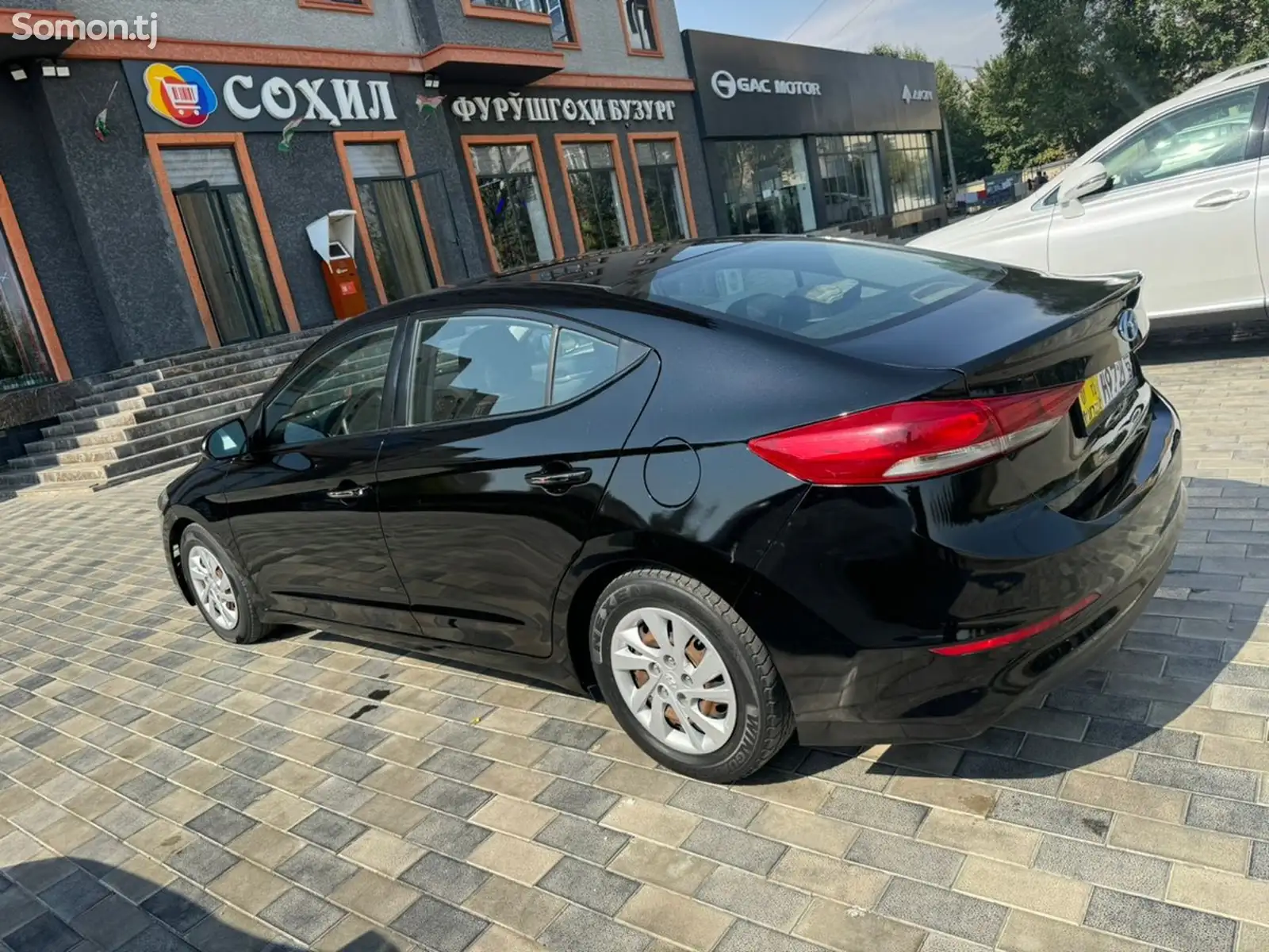 Hyundai Elantra, 2017-3