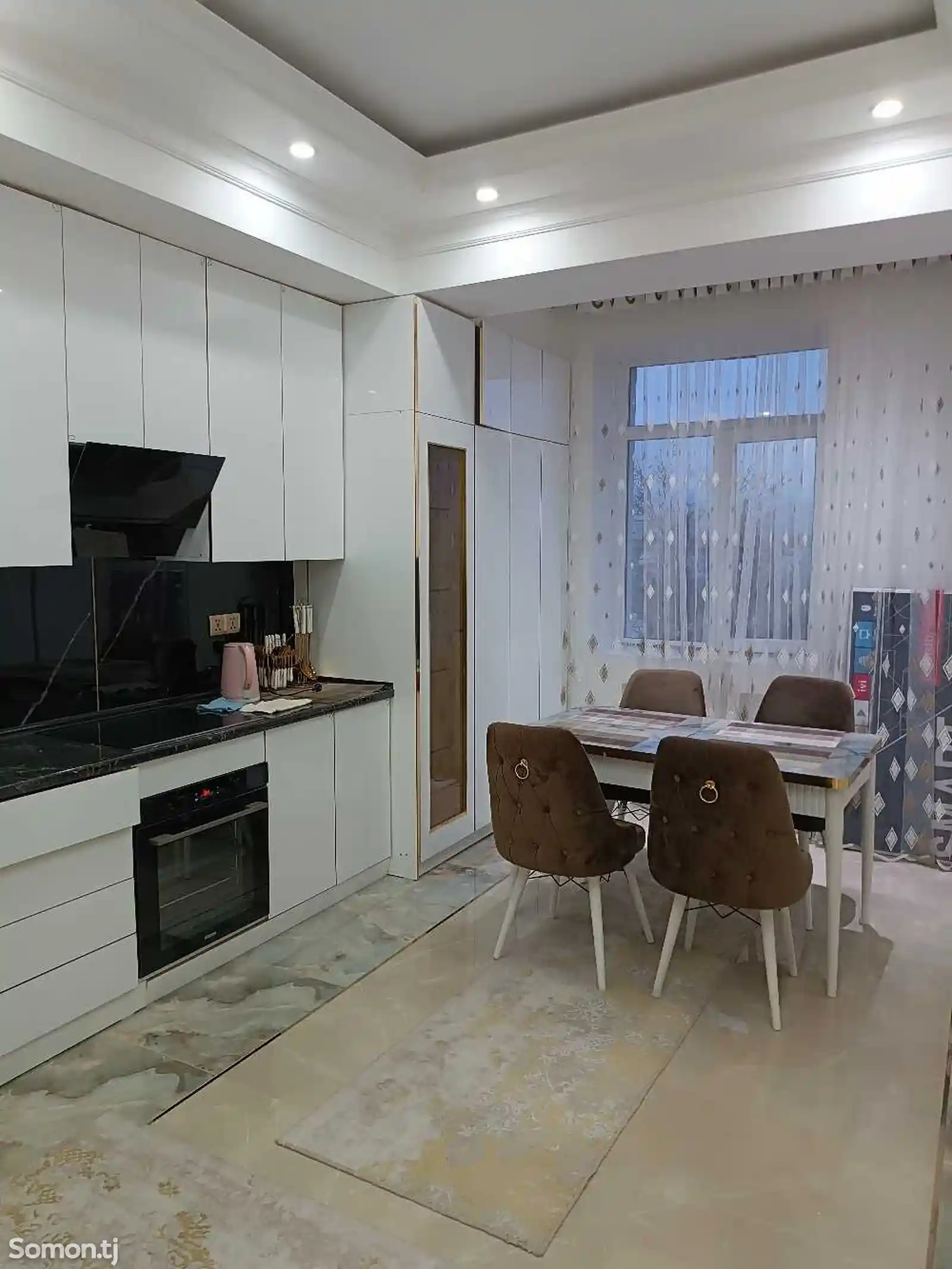 2-комн. квартира, 6 этаж, 86м², Дом печати-7