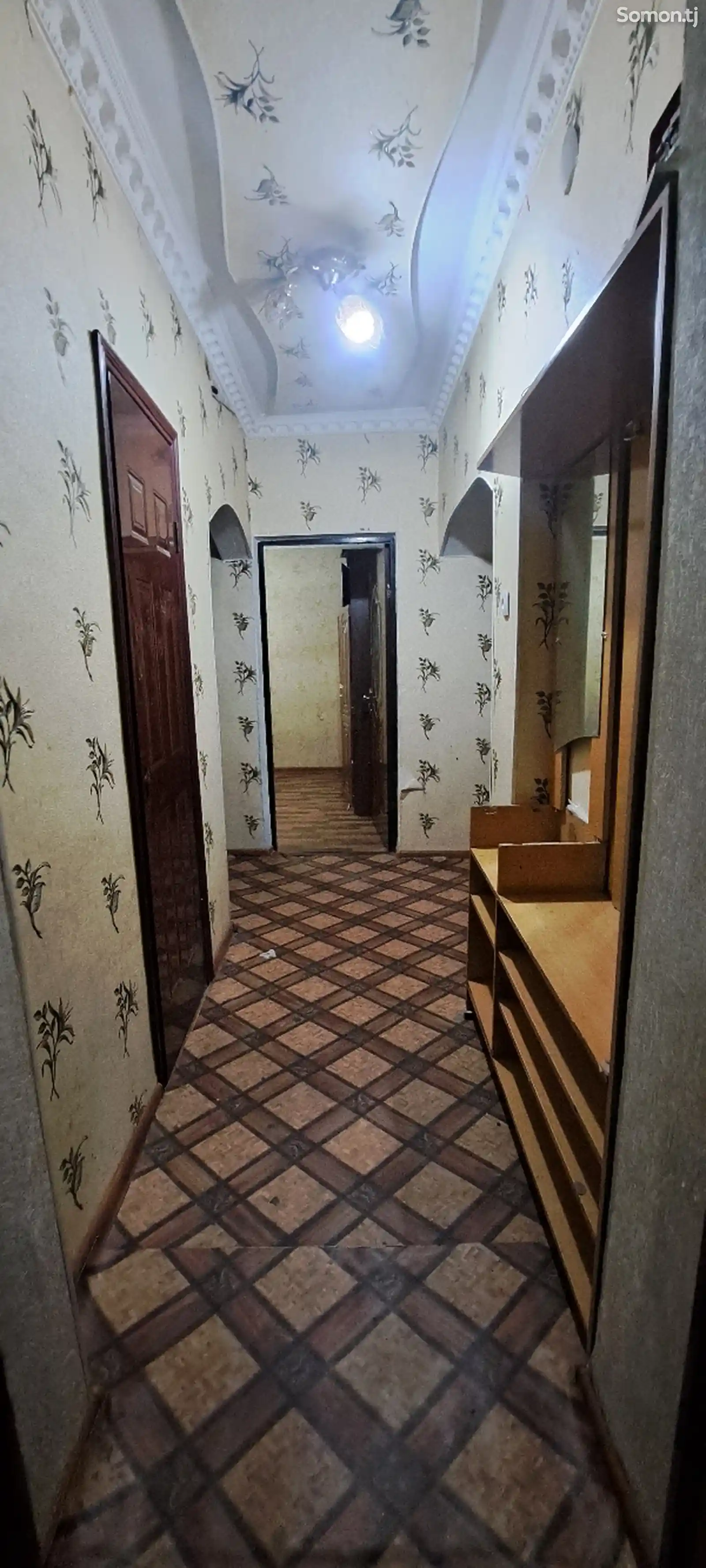 3-комн. квартира, 4 этаж, 70 м², 104 мкр-2