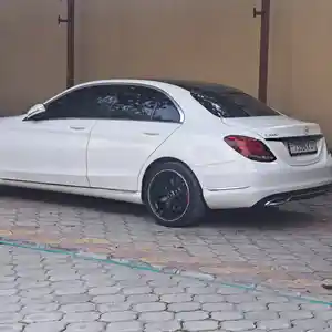 Mercedes-Benz C class, 2015