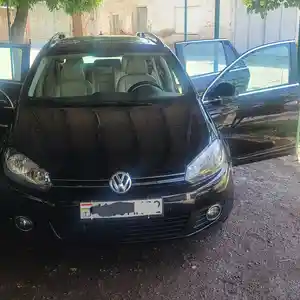 Volkswagen Jetta, 2011